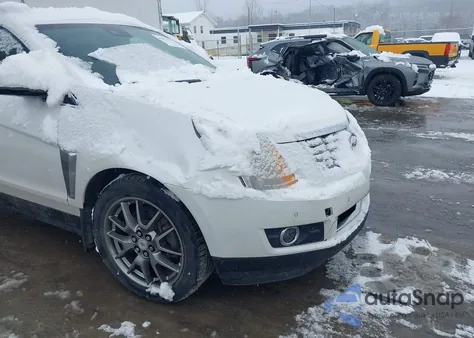2015 Cadillac Srx Performance Collection z USA, uszkodzony, nr VIN 3GYFNFE3XFS527475